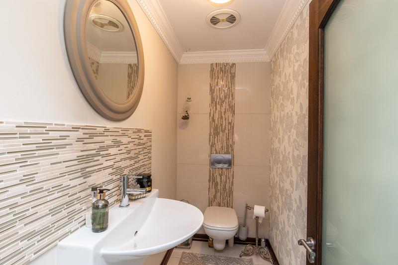 3 Bedroom Property for Sale in Stonehurst Mountain Estate Western Cape